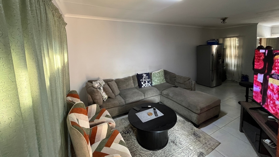 2 Bedroom Property for Sale in Rustenburg Central North West